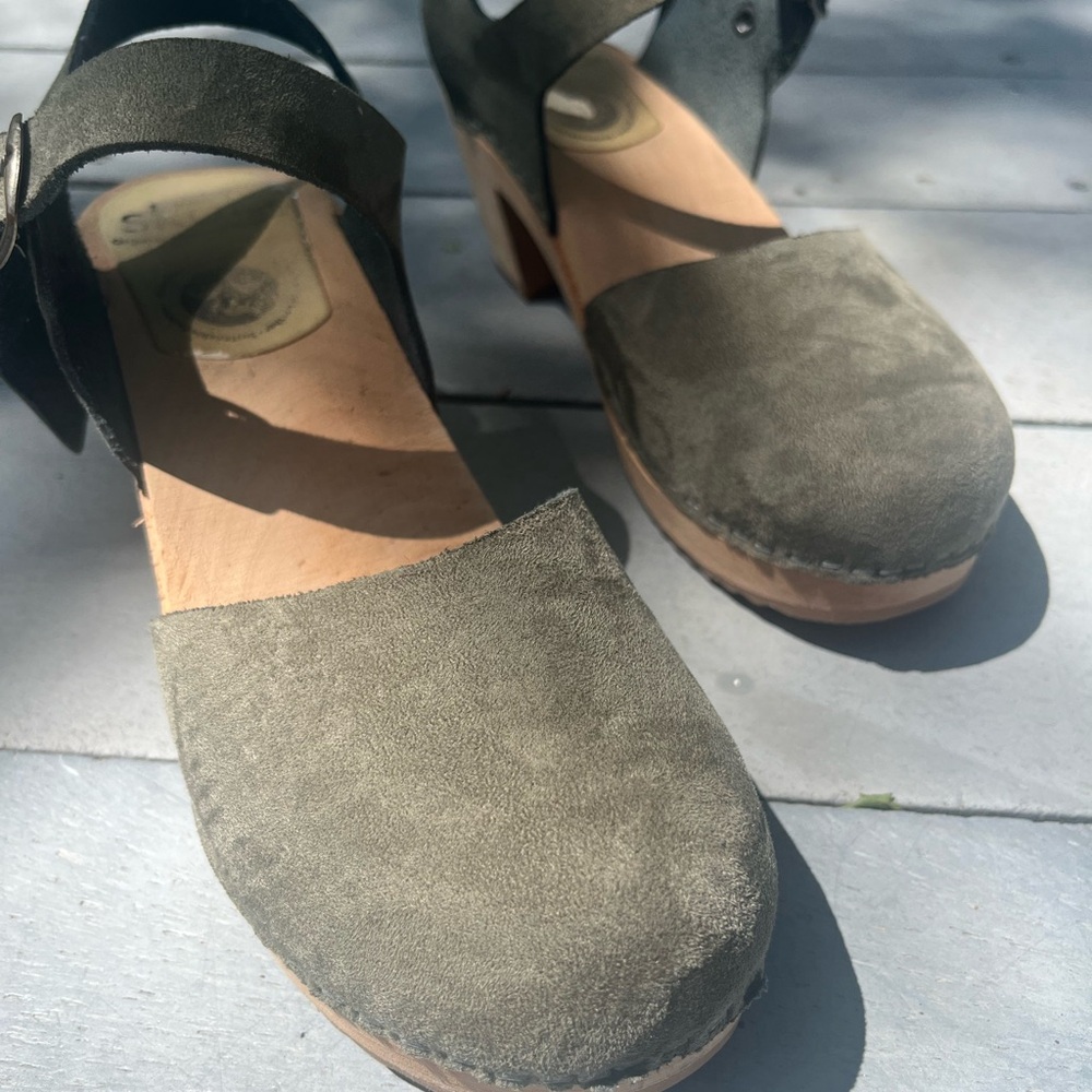 Suede Skola Clog Heels in Olive Green Size 9.5